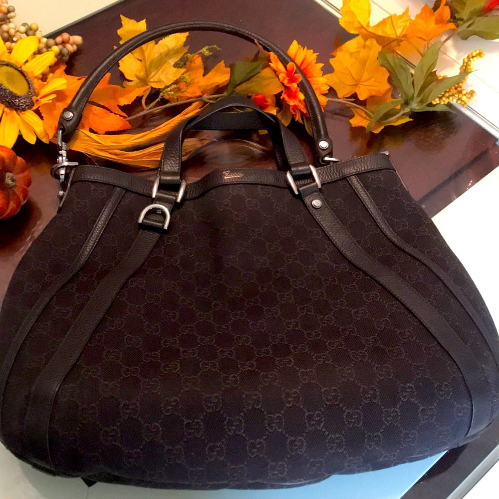 Authentic Gucci Purse